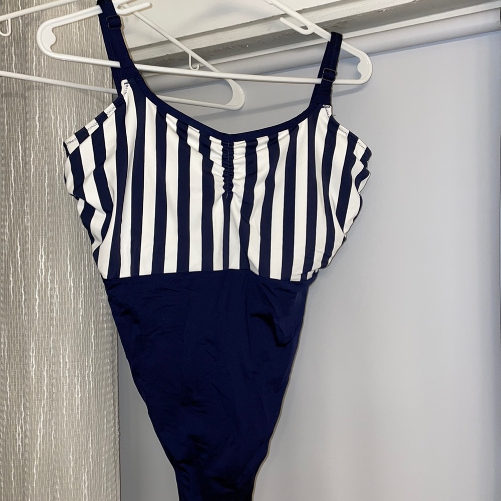 Fantasie 34FF underwire one piece swimsuit